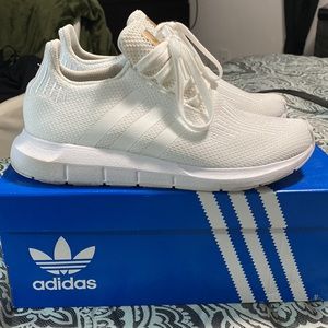 Adidas Swift Run